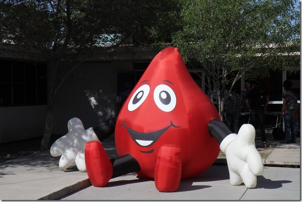 2015-09-17-uacj-donacion-sangre (1)