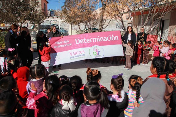 2016-01-20-dif-escuelas-con-valores (2)