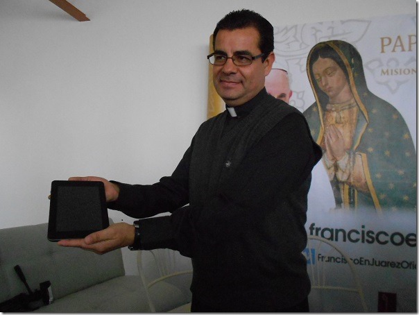 2016-02-11-tablet-videos-papa