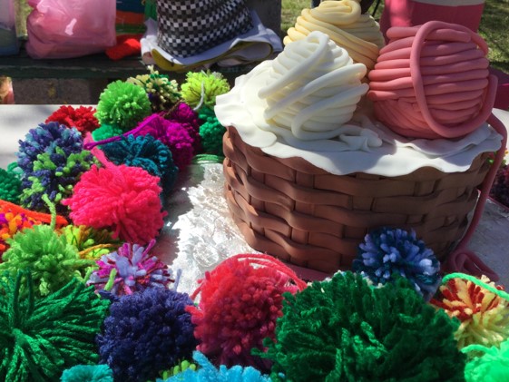 2016-03-15-yarn-bombing-mach (2)