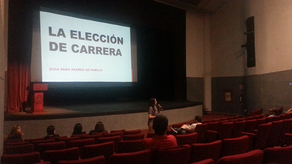 2016-03-17-noche-becas (2)