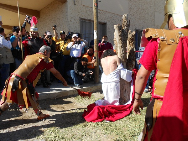 2016-03-25-viacrucis-viviente (1)