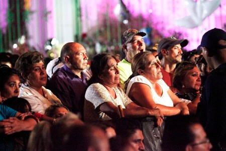 2016-08-03-juan-gabriel-misa-llanto