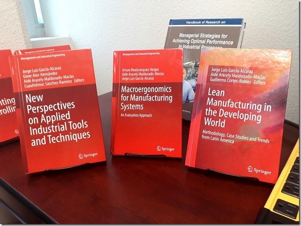 2017-12-04-uacj-publicaciones (2)